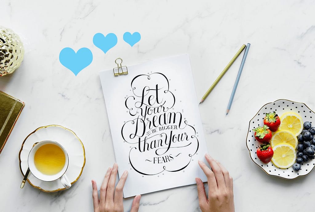 Come utilizzare i font per la grafica e per il tuo visual marketing? Come combinarli insieme e ottenere risultati professionali? Silvia Cossu ti guida nella scelta giusta dei font, ti spiega il loro significato e come sceglierli senza sbagliare